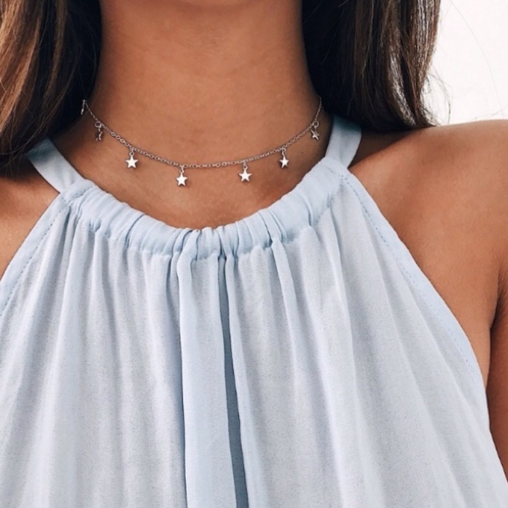 ✨Gold Star Choker Necklace✨ - Picture 3 of 4